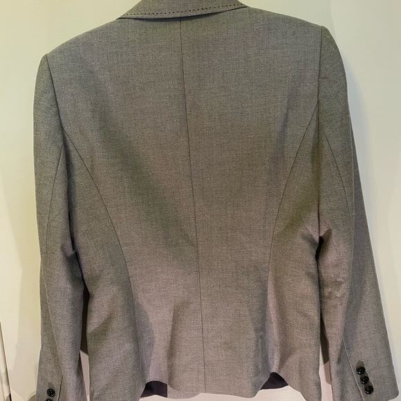 Well Tailored Blazer | Antonio Melani - Picture 8 of 9